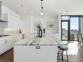 1409 Post Oak Boulevard 2004, Houston TX 77056