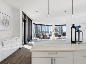 1409 Post Oak Boulevard 2004, Houston TX 77056