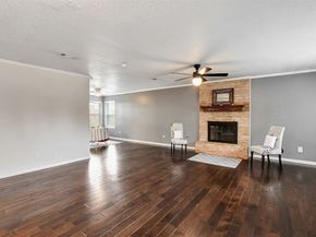 8 Arlington Street, Conroe TX 77301