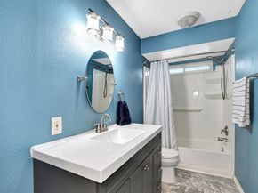 8 Arlington Street, Conroe TX 77301