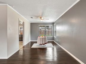 8 Arlington Street, Conroe TX 77301