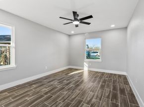 6174 Kenilwood Drive, Houston TX 77033