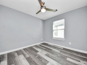 618 Maple Way AB, Houston TX 77015