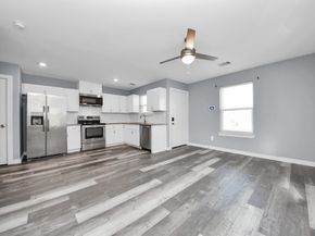 618 Maple Way AB, Houston TX 77015