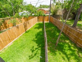 618 Maple Way AB, Houston TX 77015