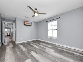 618 Maple Way AB, Houston TX 77015