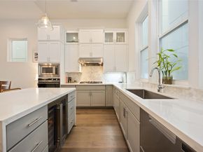 1211 Hickory Street D, Houston TX 77007