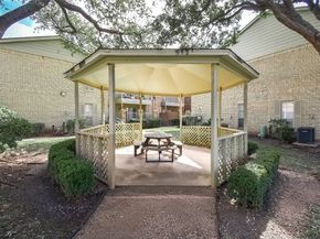 1515 Sandy Springs Road 1006, Houston TX 77042