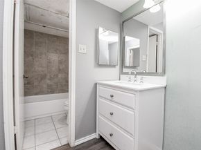 1515 Sandy Springs Road 1006, Houston TX 77042