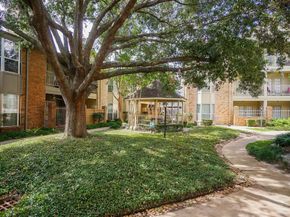 1515 Sandy Springs Road 1006, Houston TX 77042