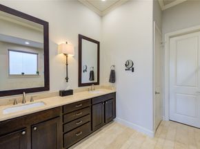 411 W 17th Street B, Houston TX 77008