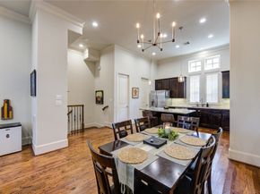 411 W 17th Street B, Houston TX 77008