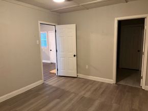 5818 Glenhurst Drive, Houston TX 77033