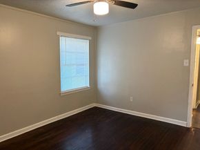 5818 Glenhurst Drive, Houston TX 77033