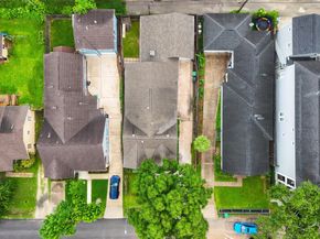 829 E 27th Street, Houston TX 77009