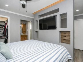 10410 Huntington Dale Drive, Houston TX 77099