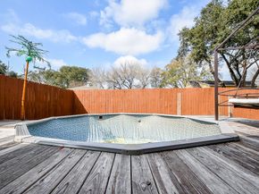 10410 Huntington Dale Drive, Houston TX 77099