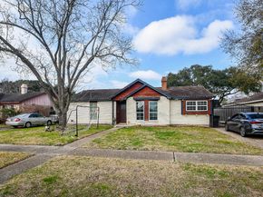 10410 Huntington Dale Drive, Houston TX 77099