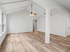 38 W Montfair Boulevard, Spring TX 77382