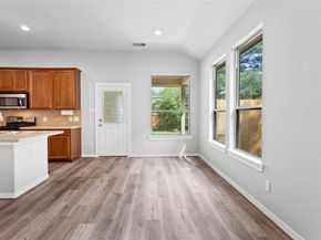 38 W Montfair Boulevard, Spring TX 77382