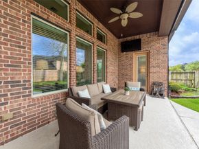 6114 S Tamarino Park Lane, Sugar Land TX 77479