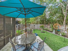 1940 Honey Laurel Drive, Conroe TX 77304