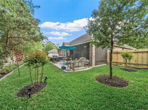 1940 Honey Laurel Drive, Conroe TX 77304