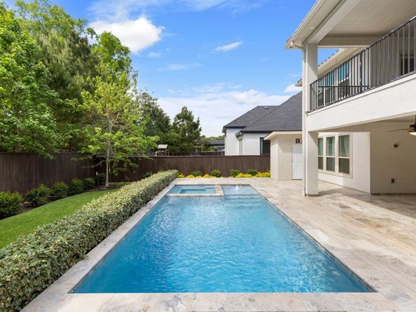 11 Floral Vista Drive, Tomball TX 77375