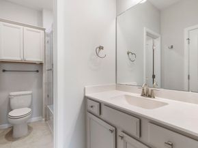 11 Floral Vista Drive, Tomball TX 77375