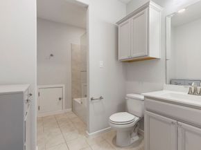 11 Floral Vista Drive, Tomball TX 77375