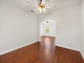 7 Latham Street, Houston TX 77011