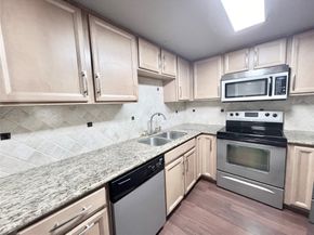 2016 Main Street 2405, Houston TX 77002