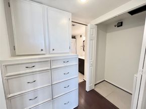 2016 Main Street 2405, Houston TX 77002