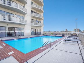 2016 Main Street 2405, Houston TX 77002