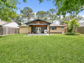 16114 Reseda Circle, Houston TX 77062