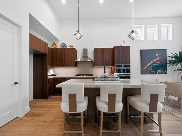11606 Royal Parkside Place, Houston TX 77082