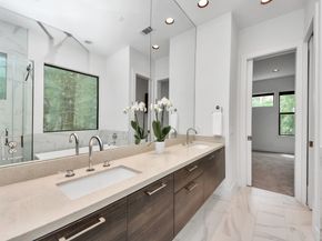 1717 Wentworth Street, Houston TX 77004