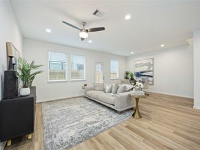 7715 Inwood Hills Lane, Houston TX 77088