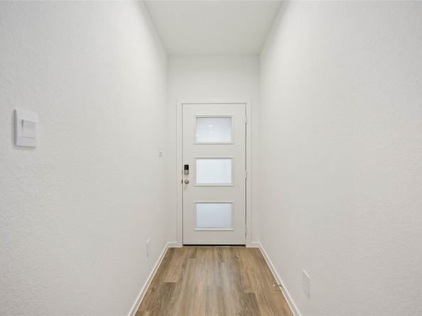 7715 Inwood Hills Lane, Houston TX 77088