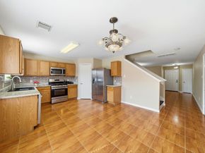 10038 Victoria Chase Lane, Houston TX 77075