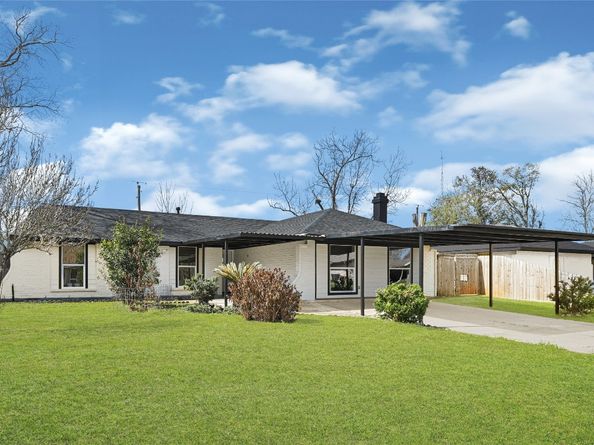 11923 Shady Meadow Street, Houston TX 77039