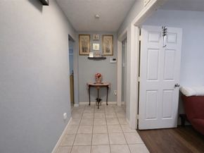 1350 Twin Falls Road, Houston TX 77088