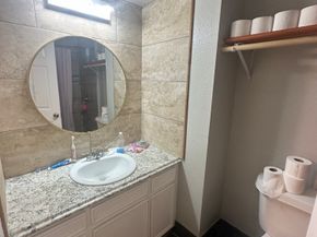 11000 KINGHURST Drive 168, Houston TX 77099