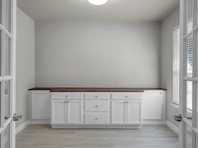 10 Canterborough Place, Tomball TX 77375