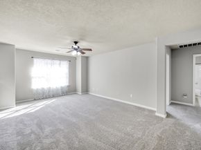 10 Canterborough Place, Tomball TX 77375