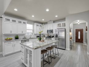 10 Canterborough Place, Tomball TX 77375