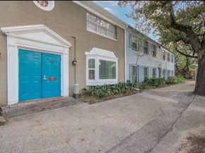 11609 Chimney Rock Apt Road B, Houston TX 77035