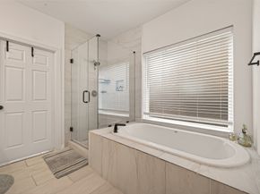 4423 Parkwater Cove Court SE, Sugar Land TX 77479