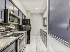 4001 Tanglewilde Street 1402, Houston TX 77063