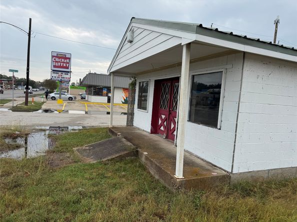 103 Higgins Street, Humble TX 77338